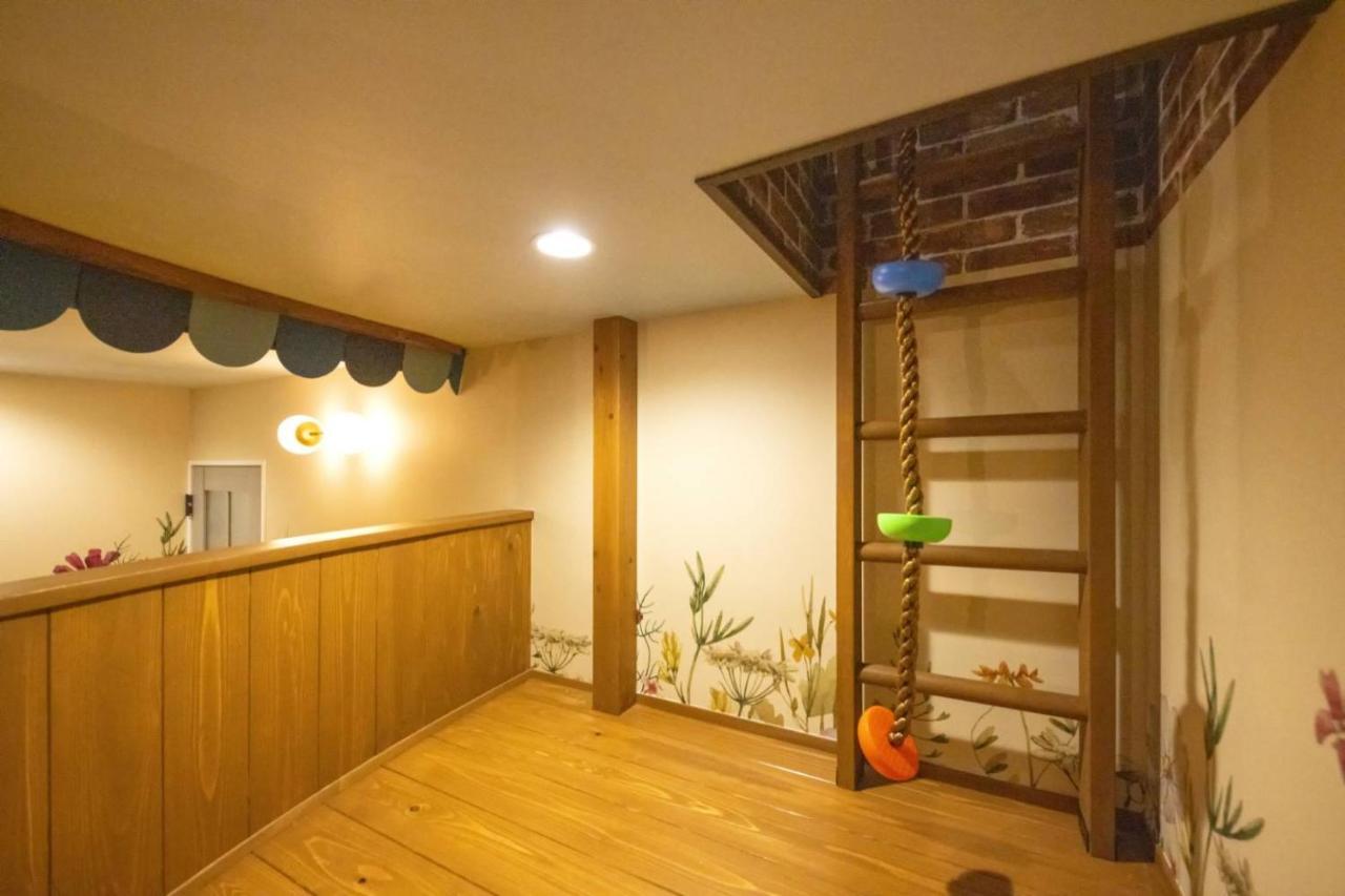 Holy House Villa Tokyo Exterior photo